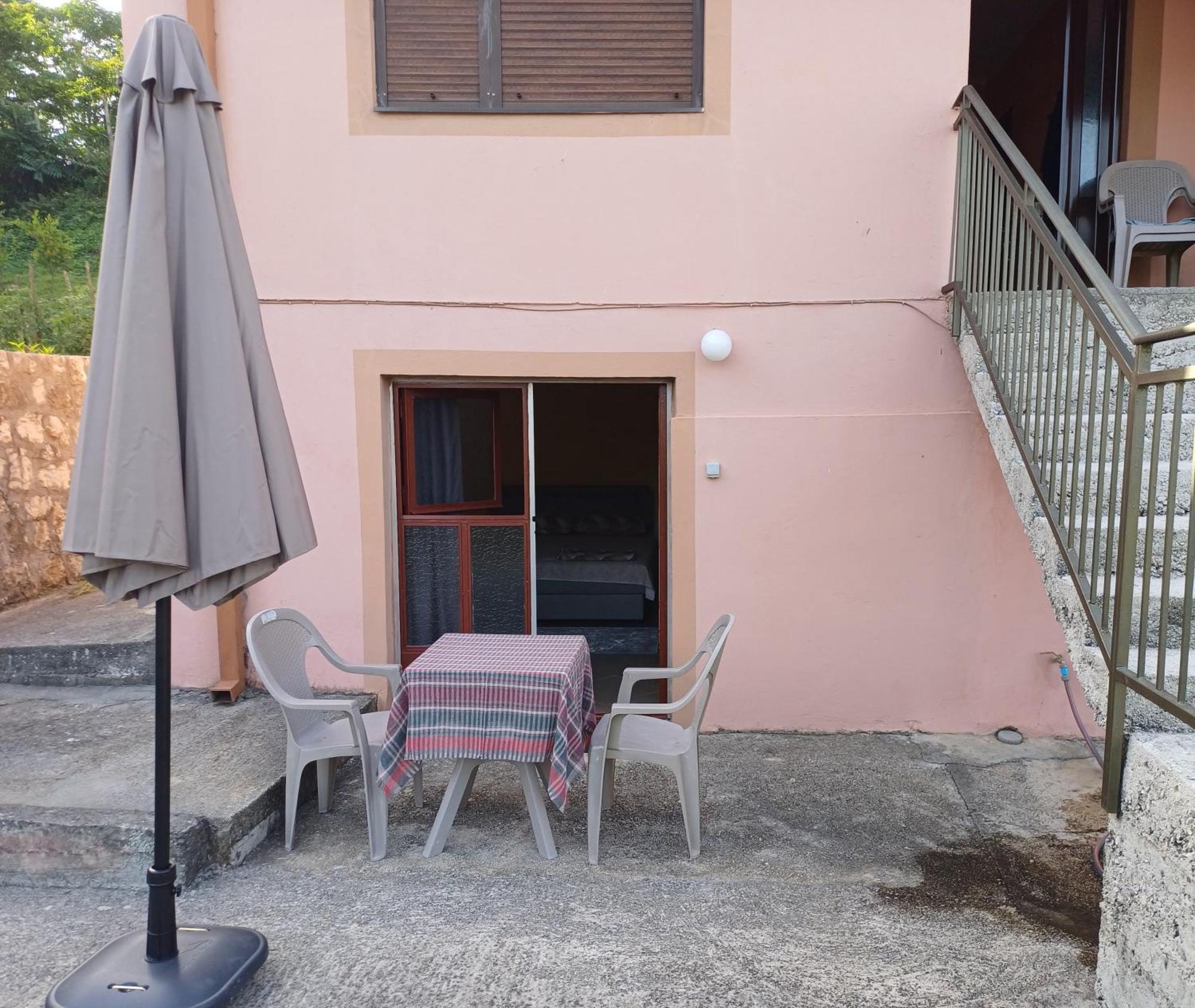 Apartman Pavle Virpazar Eksteriør billede